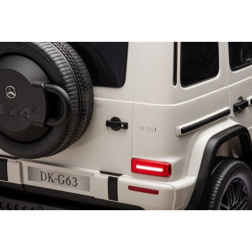 Дитяча акумуляторна машинка Mercedes Benz G63 AMG XXL Біла Дитяча акумуляторна машинка Mercedes Benz G63 AMG XXL Біла