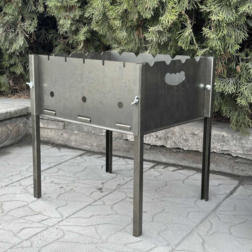 Розбірний мангал Mzavod Турист на 5 шампурів 0.8мм Розбірний мангал Mzavod Турист на 5 шампурів 0.8мм