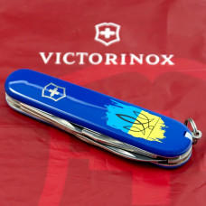 Складаний ніж Victorinox SPARTAN UKRAINE Тризуб фігурний на фоні прапора 1.3603.2_T1026u