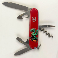 Ніж Victorinox Spartan Zodiac 91мм,12функ,черв ,Зелений дракон на дереві
