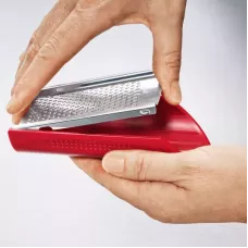 Тертка - шатківниця ручна Victorinox Червона (7.6078)