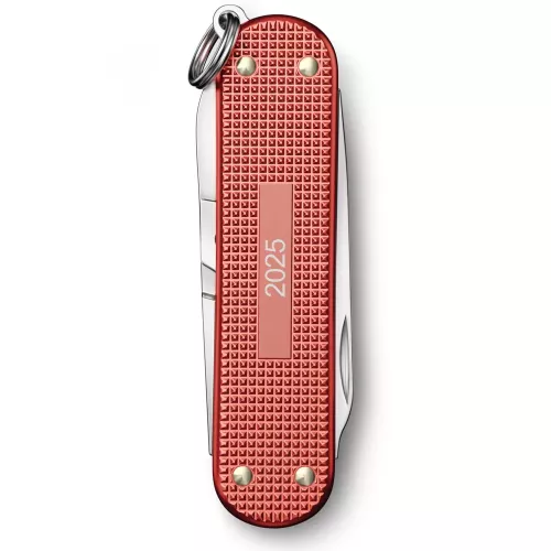 Коллекційний складаний ніж-брелок мініатюрний Victorinox Classic SD ALOX Limited Edition 2025 2 шари, 5 функцій, блідо-червоні рифлені накладки (Lim.Ed. 2025) (0.6221.L25)