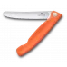 Ніж для пікніка складаний 11см Victorinox Swiss Classic Picnic округлий кінчик, лезо серрейтор, помаранчевий, картонна коробка (6.7839.FC1)