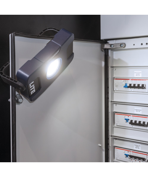 Прожектор переносний 2000 lumen FLOOD LITE M SCANGRIP (з диммером та USB-портом)