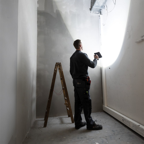 Прожектор переносний 2000 lumen NOVA R SCANGRIP (На акумуляторі) Прожектор переносний 2000 lumen NOVA R SCANGRIP (На акумуляторі)