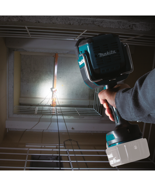 Акумуляторний ліхтар-прожектор Makita DML812