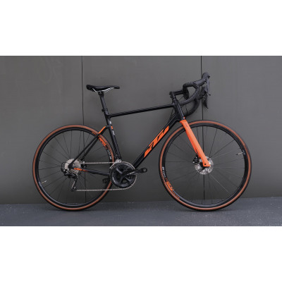 Велосипед KTM REVELATOR ALTO ELITE 28', рама M , чорно-помаранчевий, 2020 (тестовий)