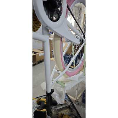 Велосипед уцінений ST 28" Dorozhnik DAVI BH рама-19" білий з рожевою покришкою 2025