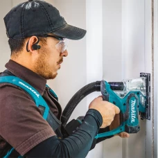 Акумуляторна ножівка по гіпсокартону Makita DSD180Z (без АКБ)